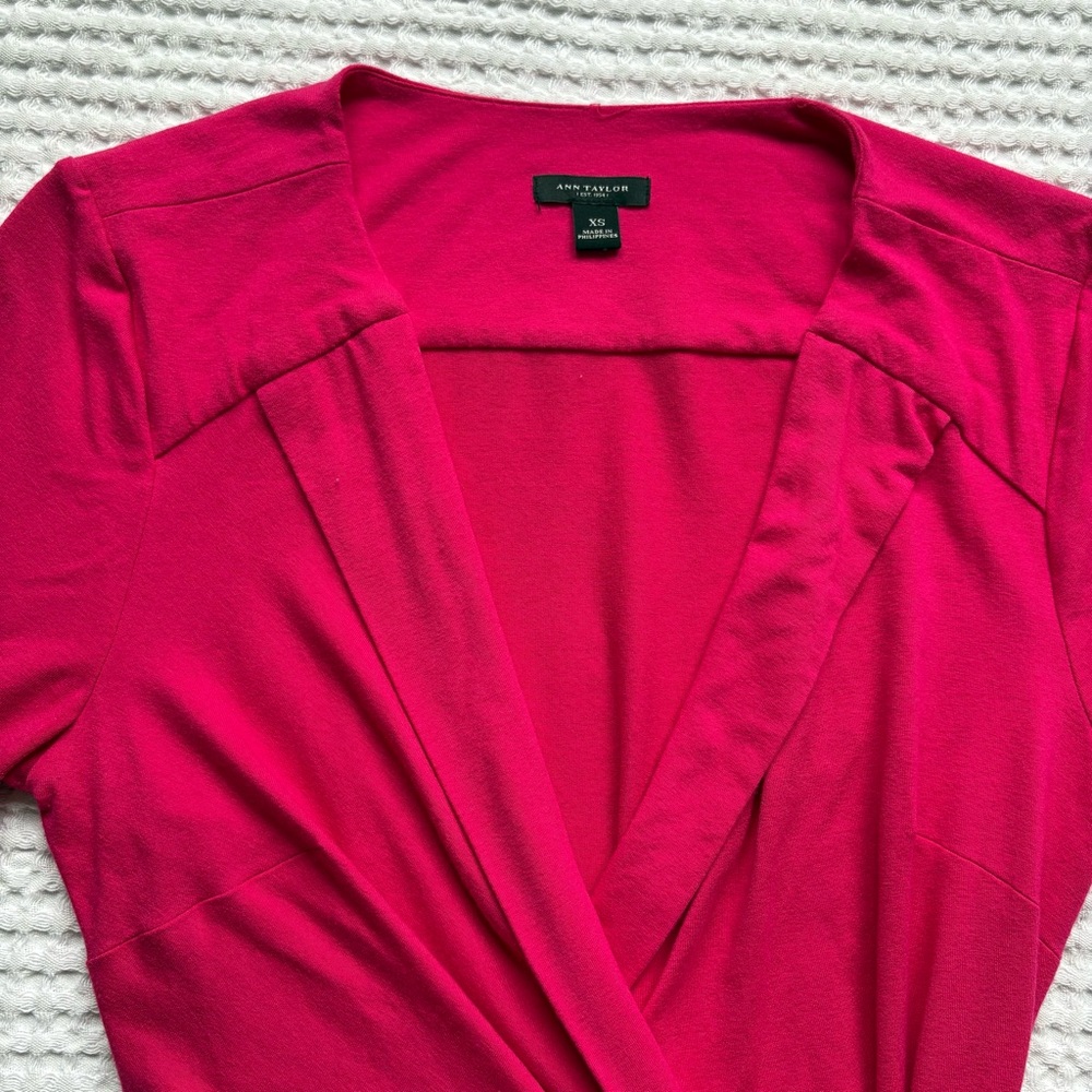 Ann Taylor Bright Pink Wrap Dress 3/4 Sleeve Tie Waist Knee Length: XS - Picture 2 of 7